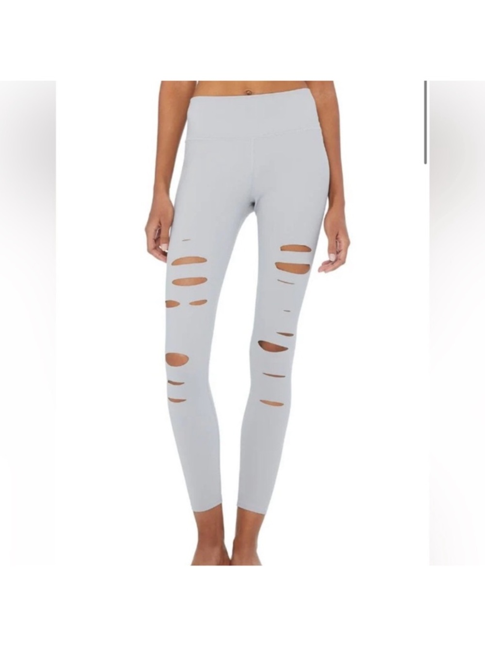 ALO Yoga Light Gray High-Waist warrior leggings.